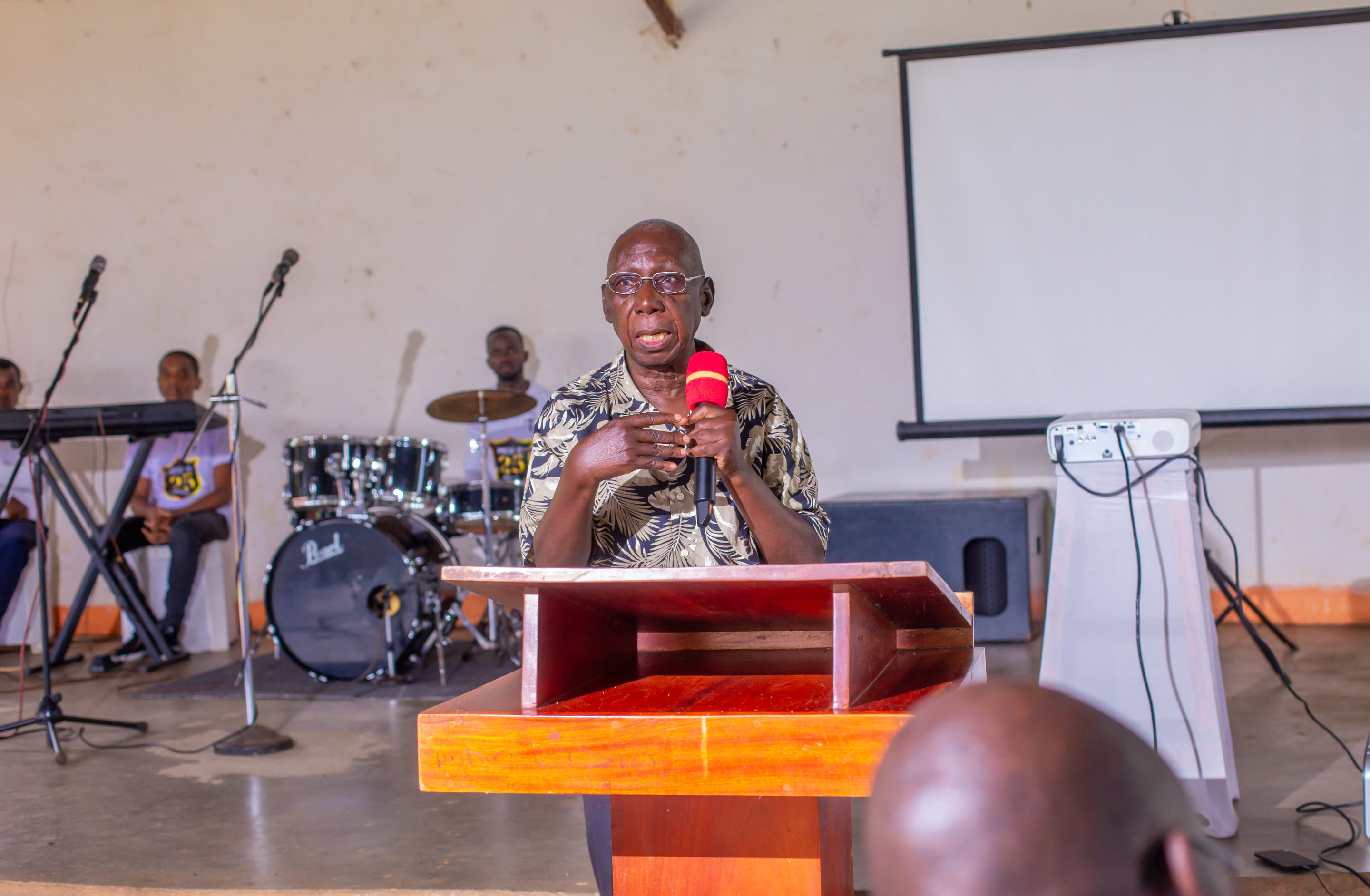 An associate addressing the FOCUS Annual General Meeting from the lectern
